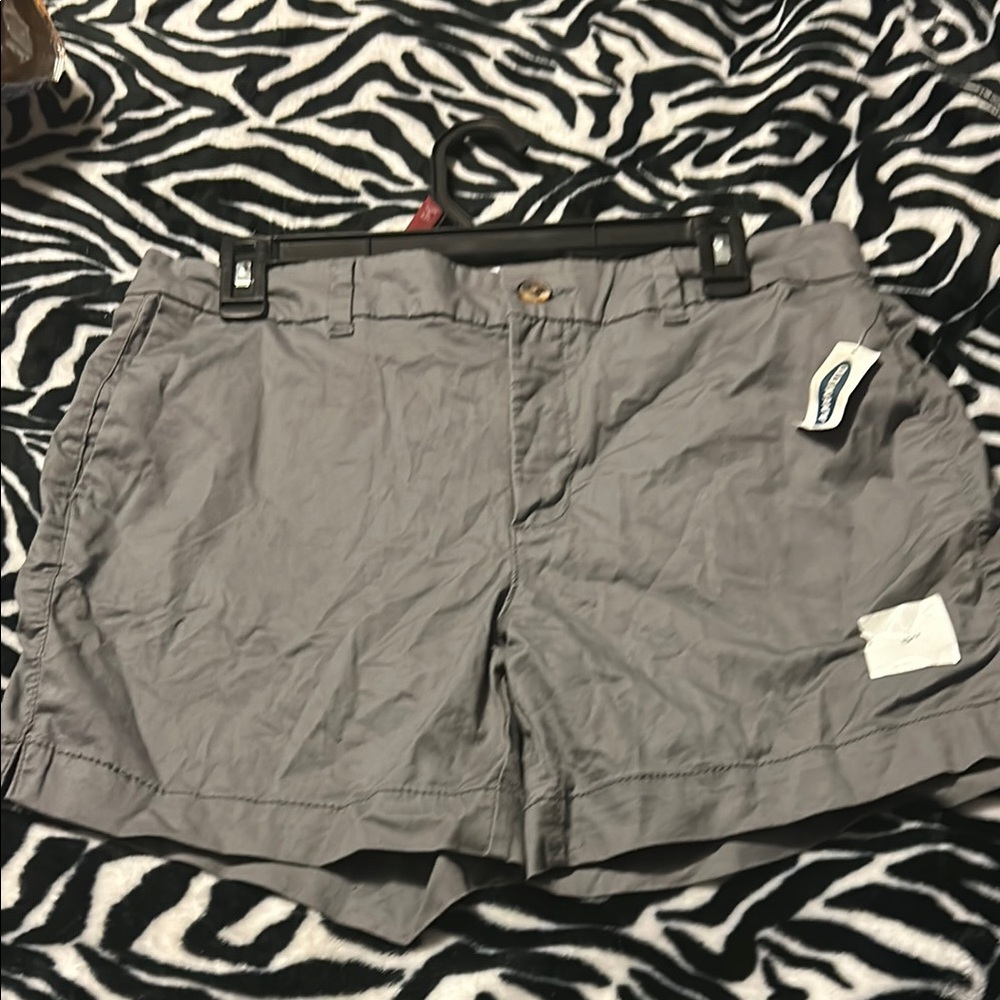 Gray women’s shorts (Everyday short)